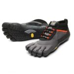 Black-Grey-Flame-Red V-Trek Insulated Men's Vibram