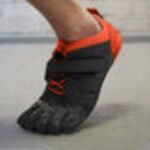 Black-Orange Vibram V-Train 2.0 Men's - Image 4