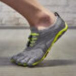 V-Run Women's Vibram Grey-Yellow - Image 4